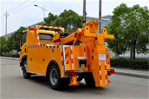 南长高速路拖车费